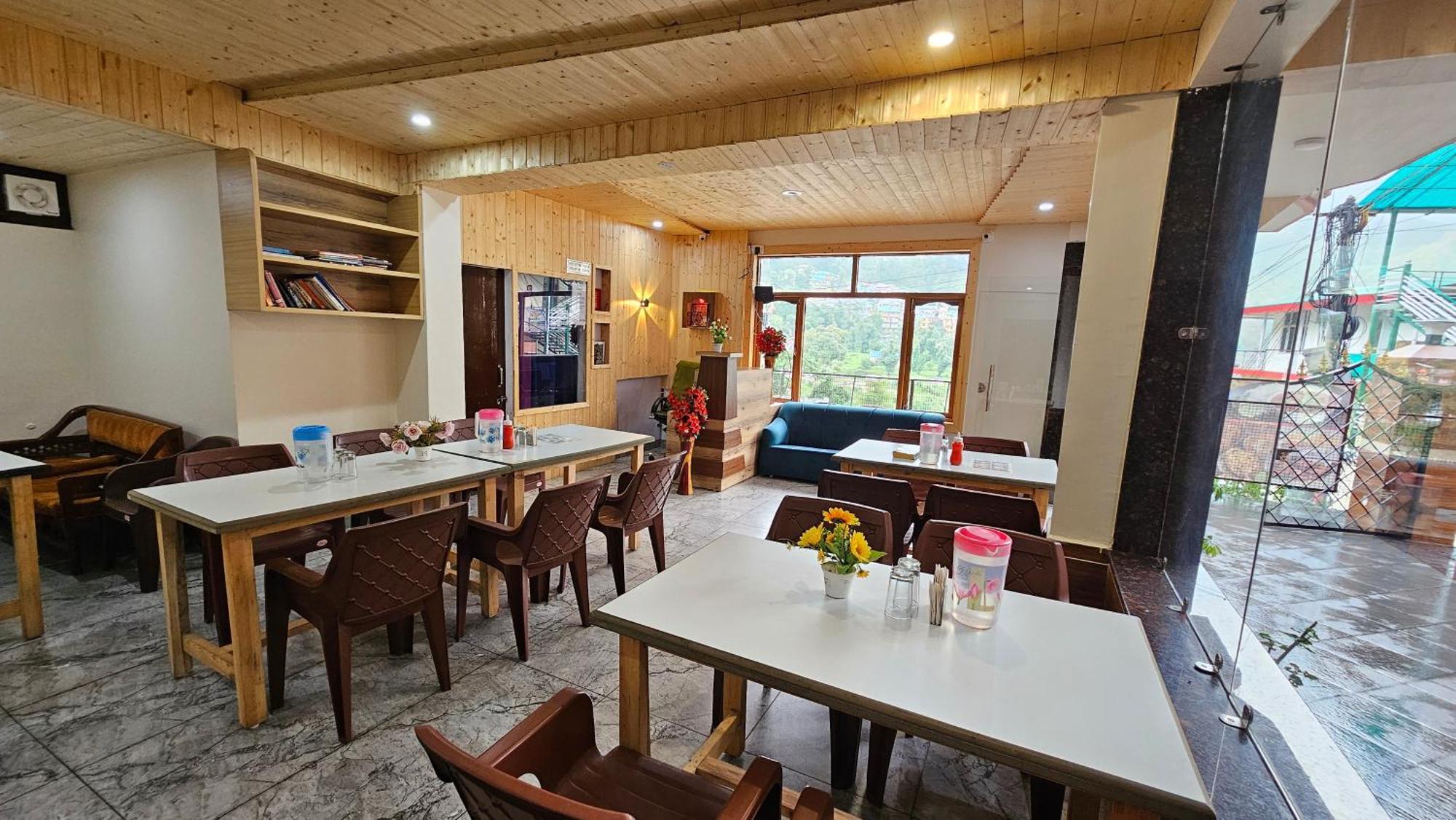 Green View Hotel And Restaurant McLeod Ganj Extérieur photo