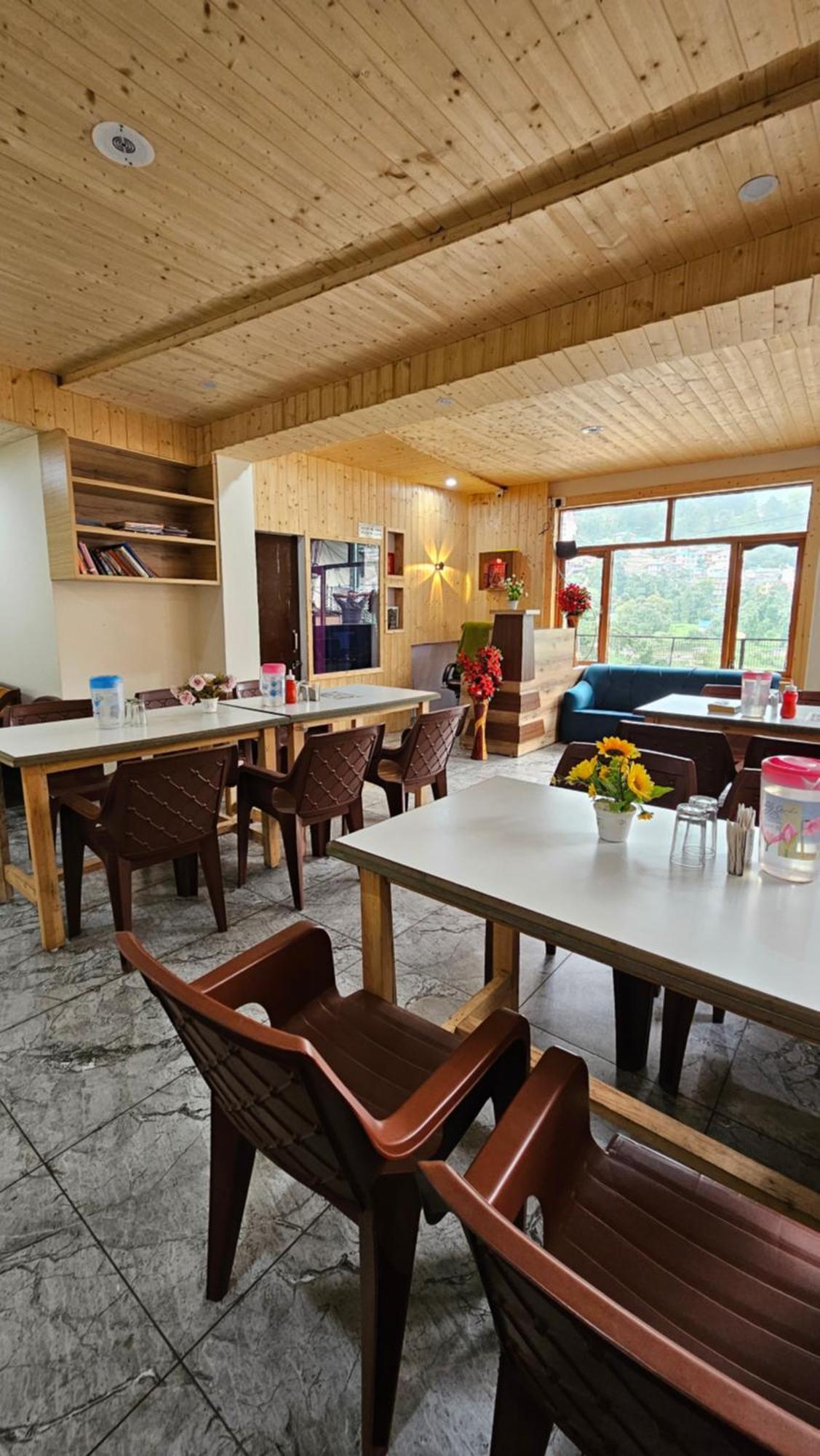 Green View Hotel And Restaurant McLeod Ganj Extérieur photo