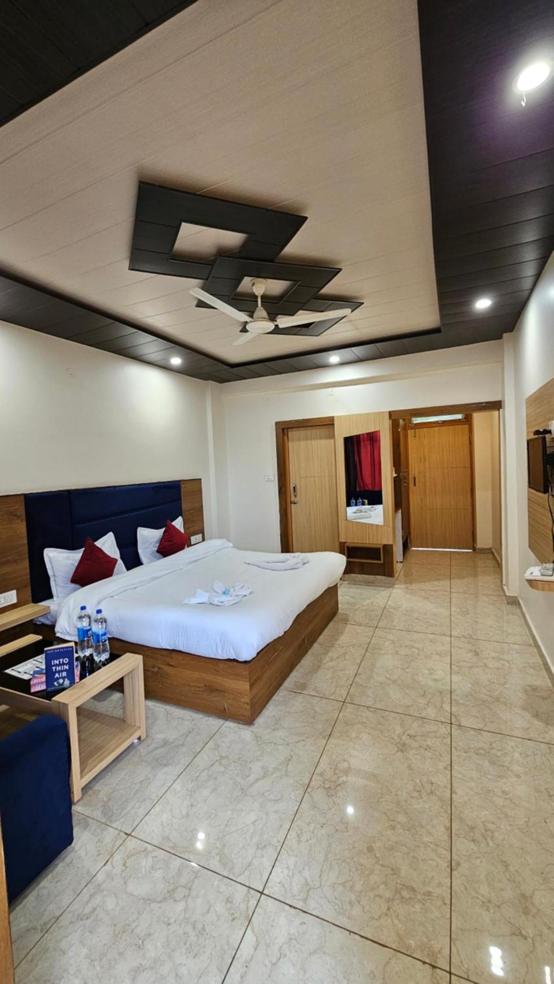 Green View Hotel And Restaurant McLeod Ganj Extérieur photo