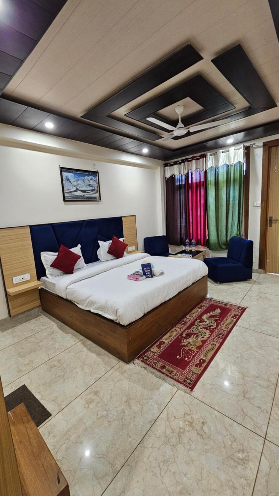 Green View Hotel And Restaurant McLeod Ganj Extérieur photo