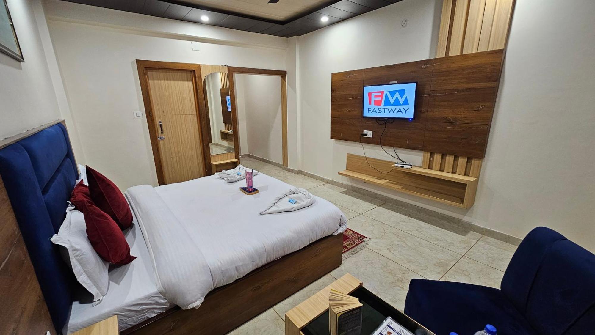 Green View Hotel And Restaurant McLeod Ganj Extérieur photo