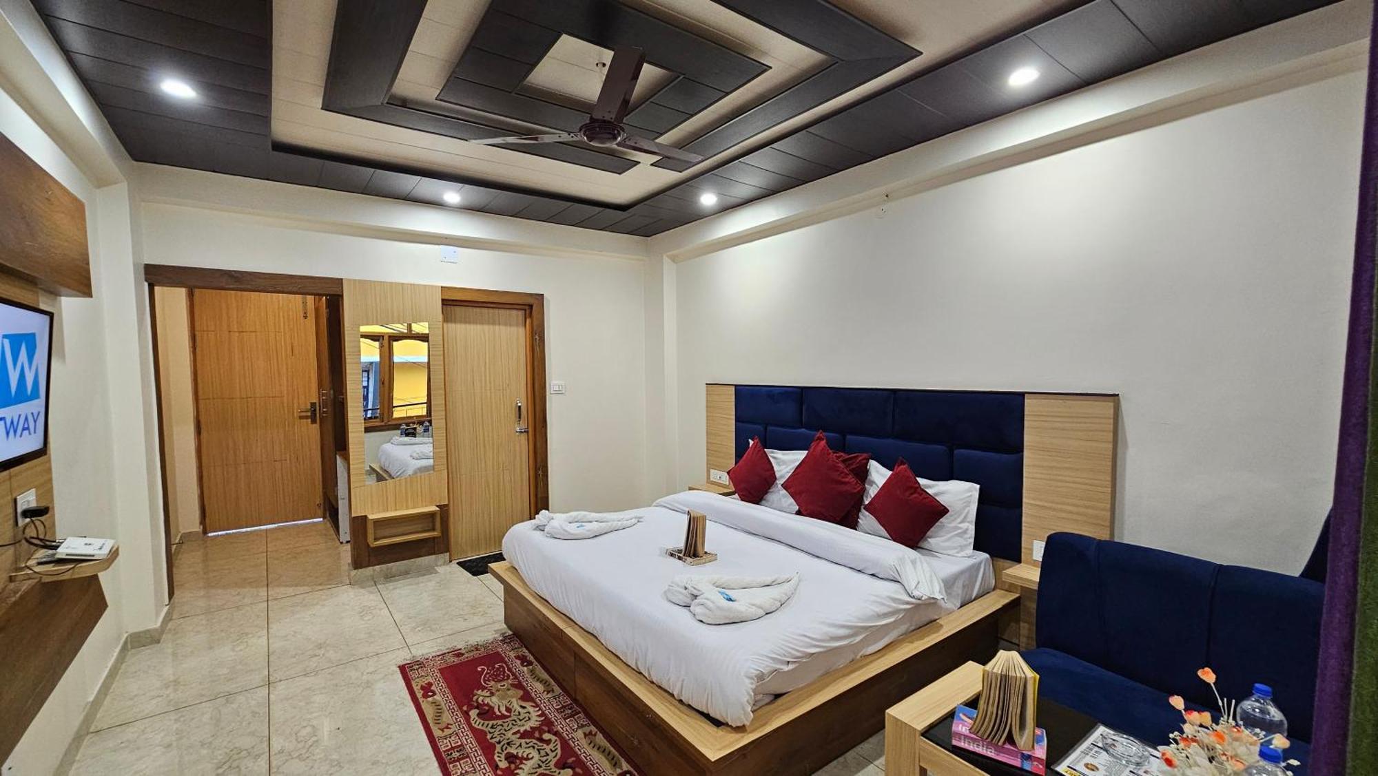 Green View Hotel And Restaurant McLeod Ganj Extérieur photo