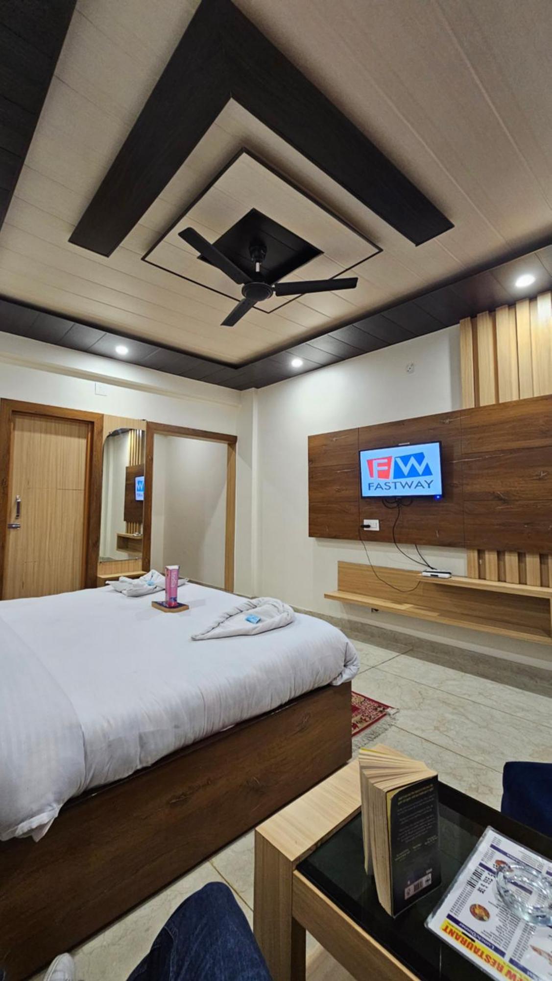 Green View Hotel And Restaurant McLeod Ganj Extérieur photo