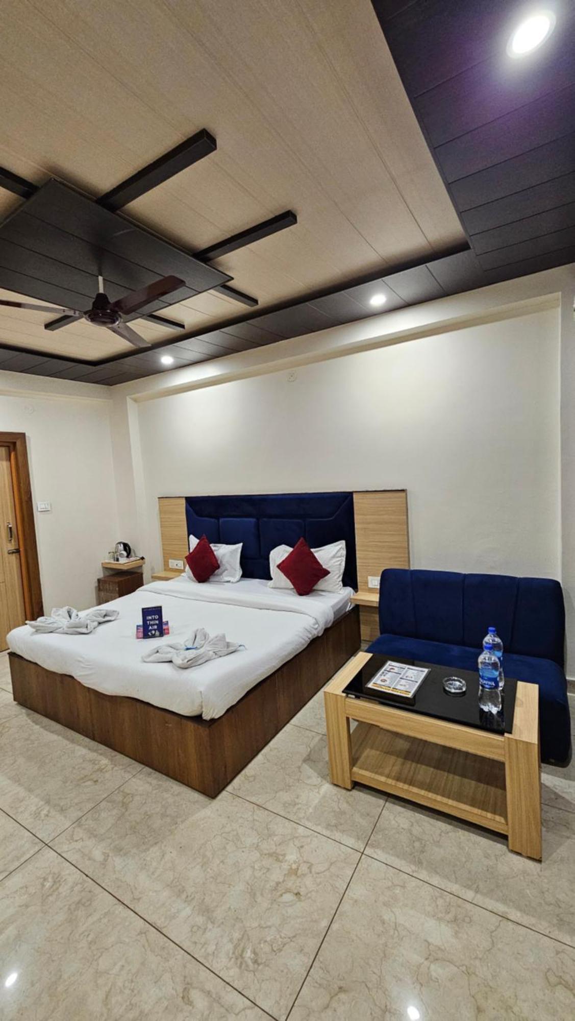 Green View Hotel And Restaurant McLeod Ganj Extérieur photo